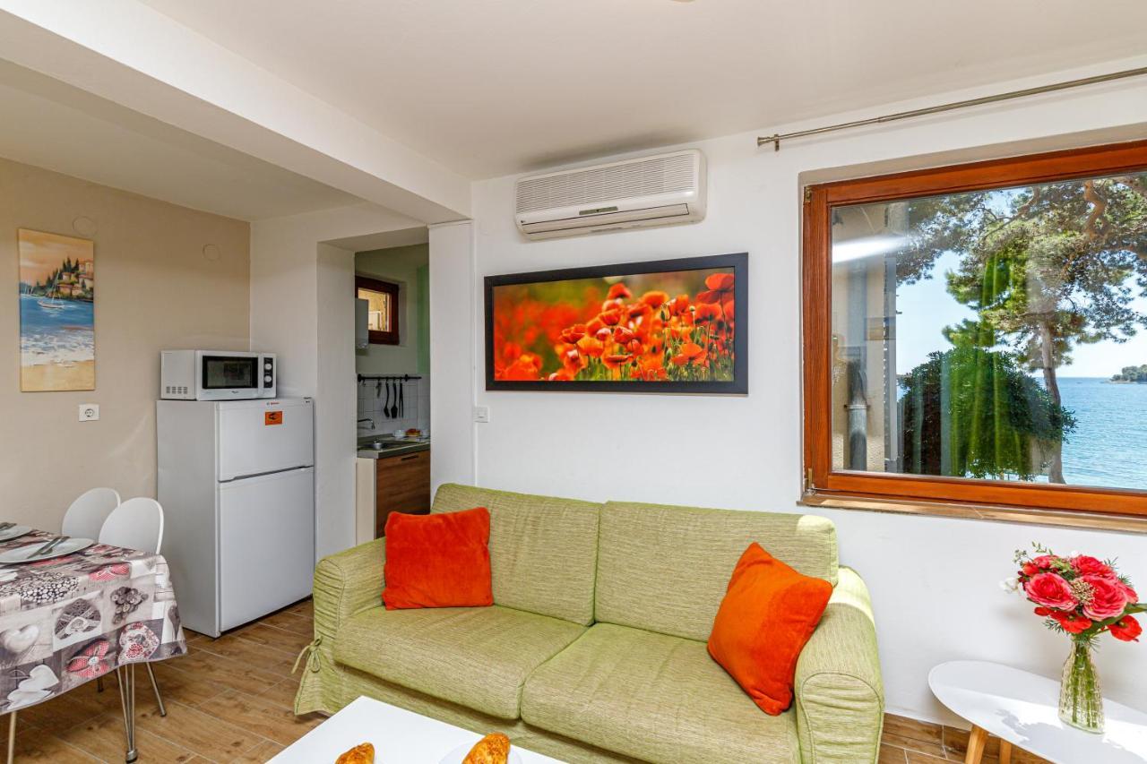 Al Mare Apartments Rovinj Ngoại thất bức ảnh