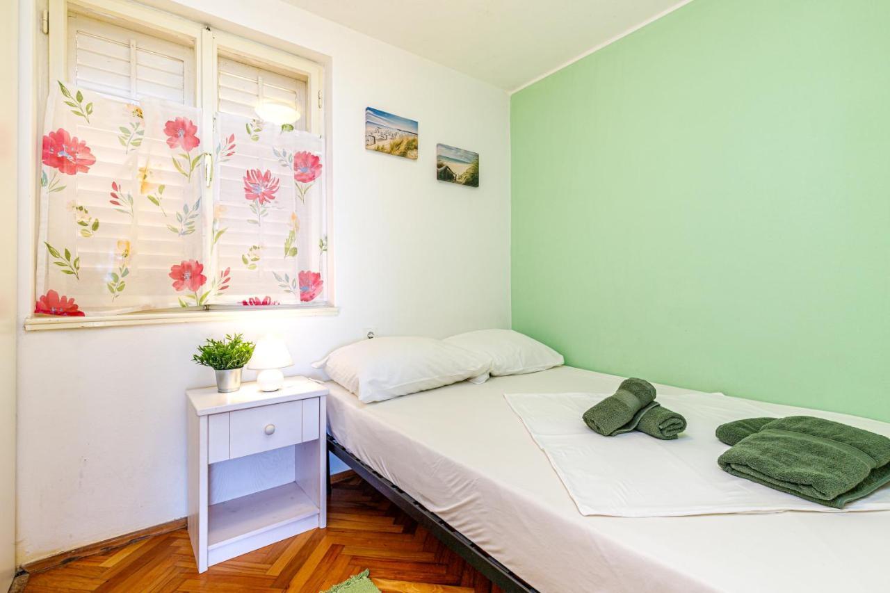 Al Mare Apartments Rovinj Ngoại thất bức ảnh
