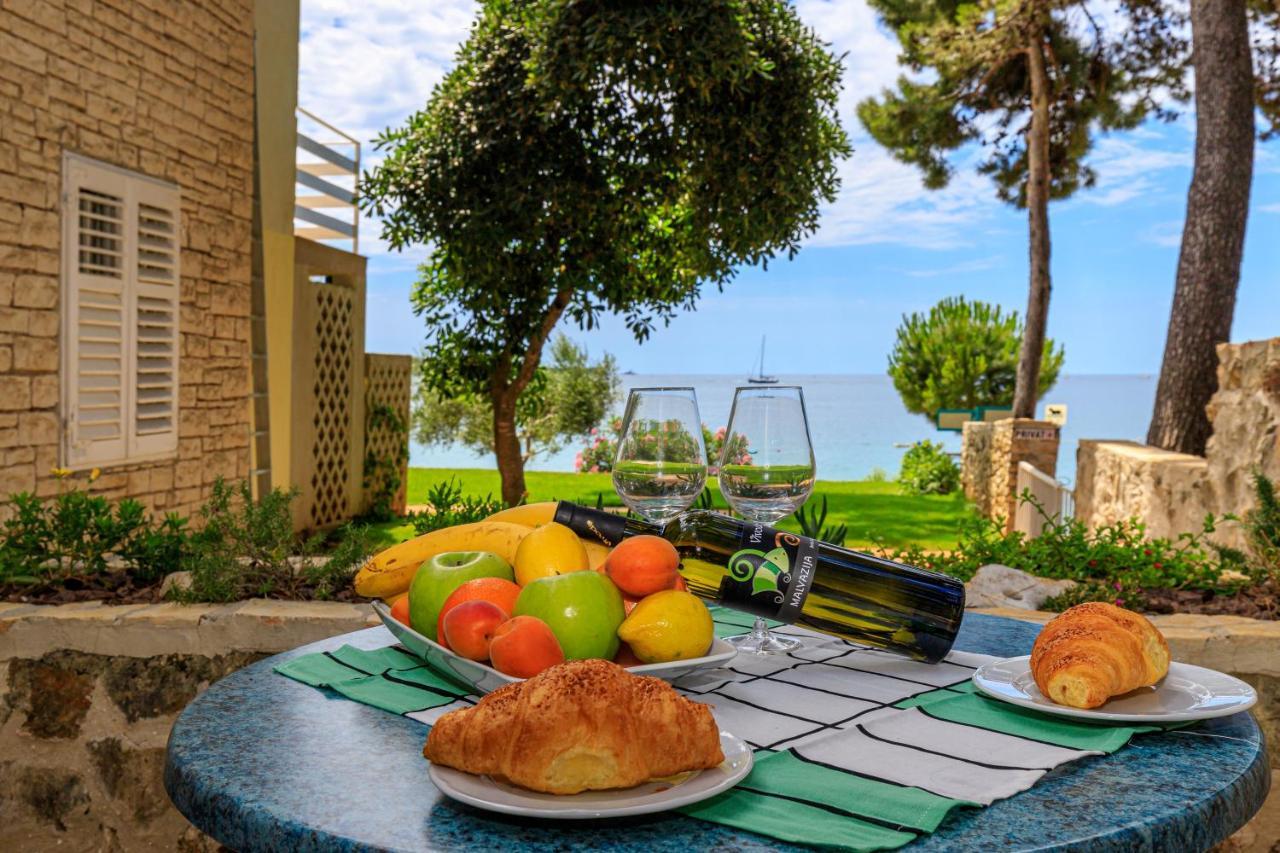 Al Mare Apartments Rovinj Ngoại thất bức ảnh