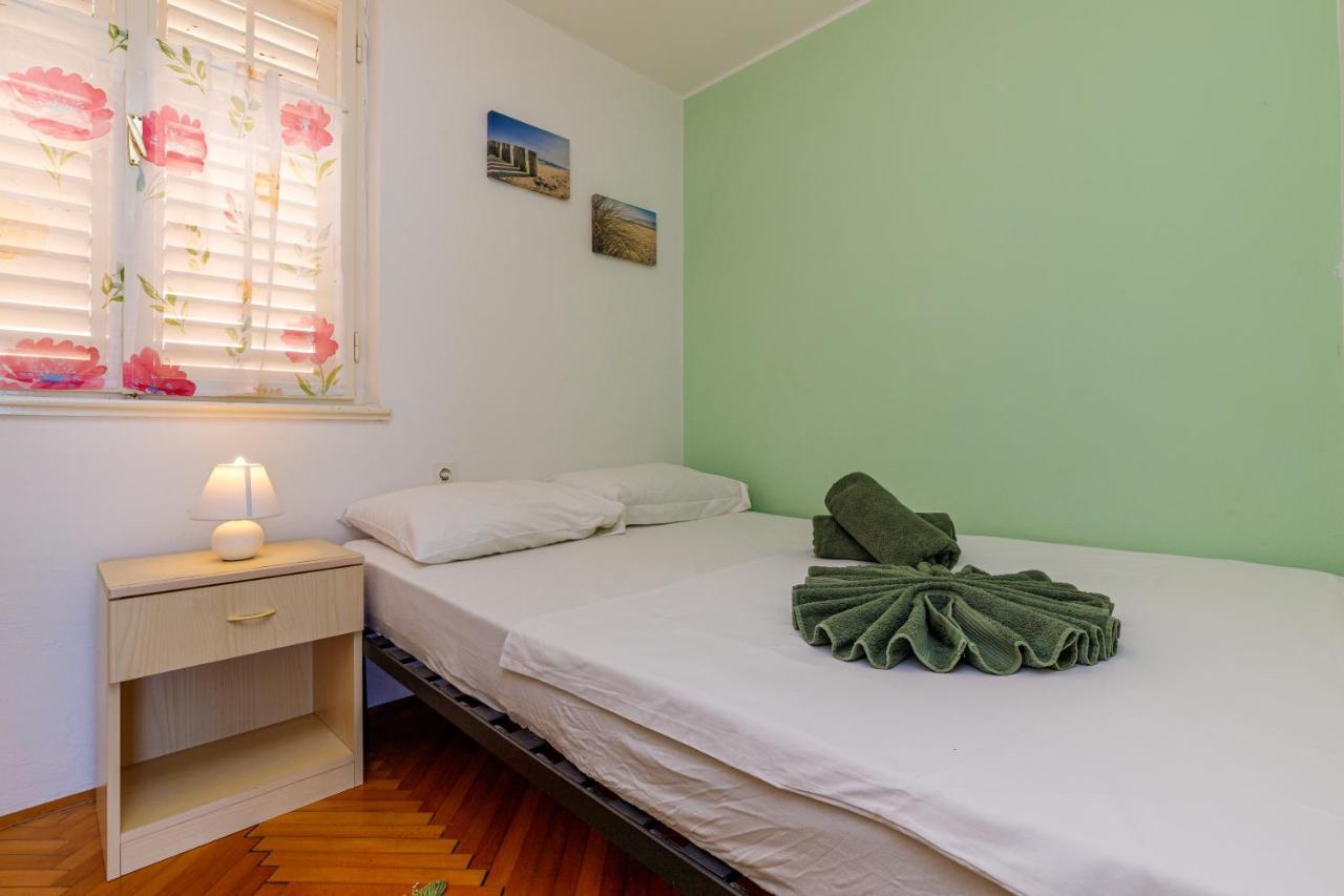 Al Mare Apartments Rovinj Ngoại thất bức ảnh