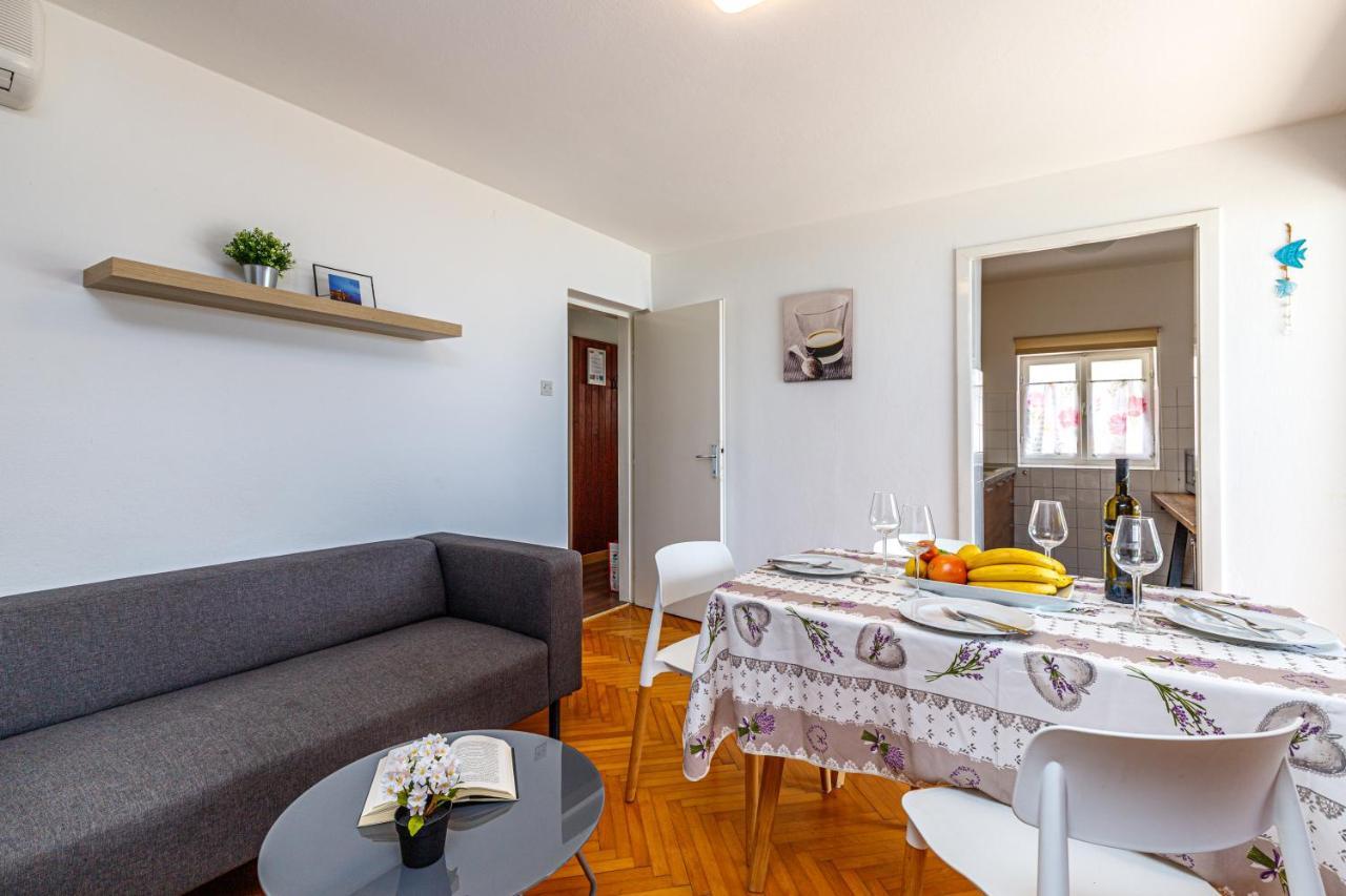 Al Mare Apartments Rovinj Ngoại thất bức ảnh