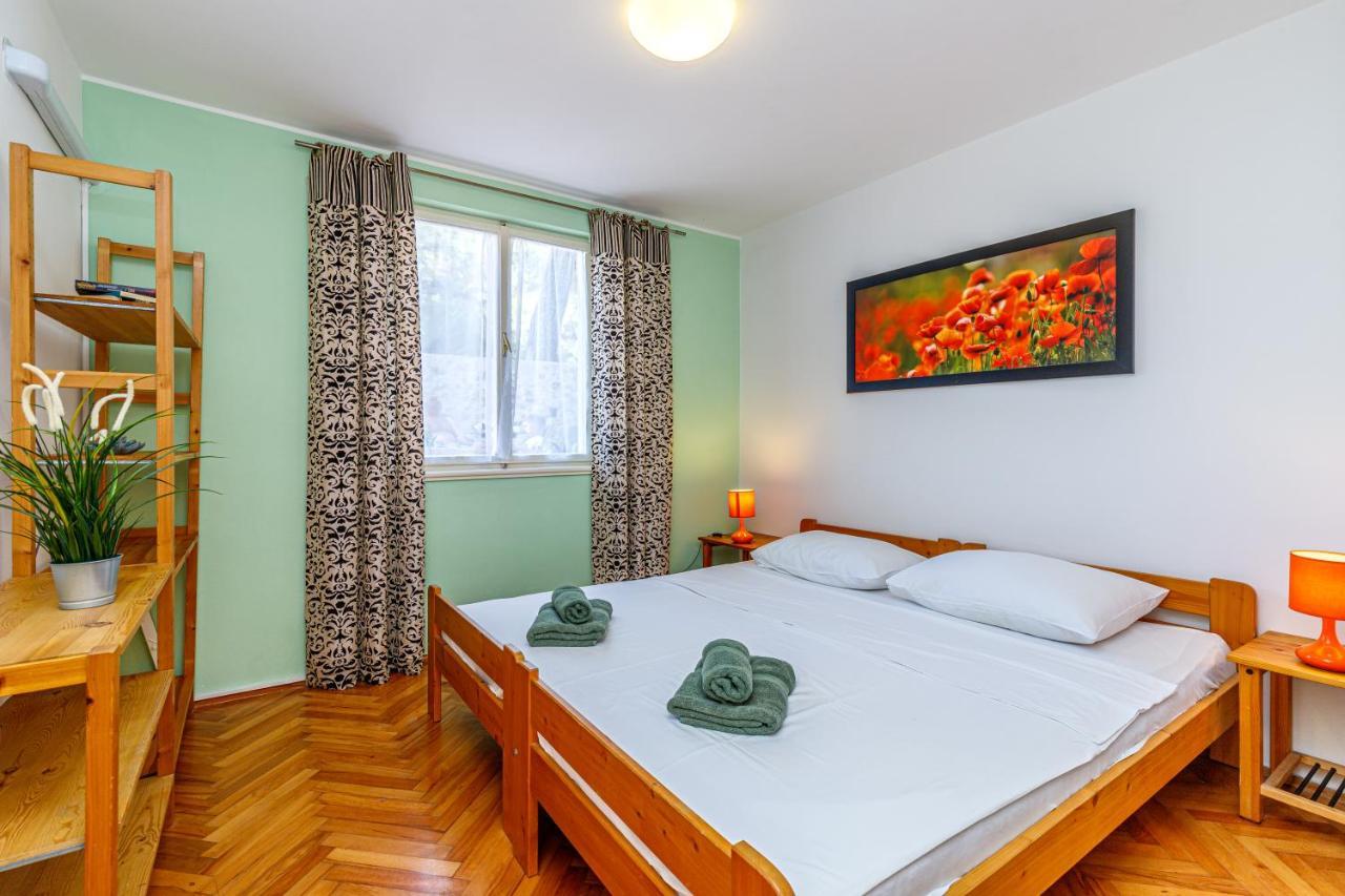 Al Mare Apartments Rovinj Ngoại thất bức ảnh